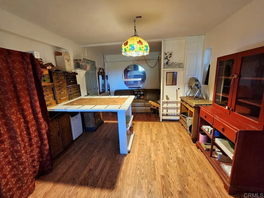 https://cdn.realtyfeed.com/cdn/127/306703790/443c9d7ea2359e0798334c37e5baaef1.webp