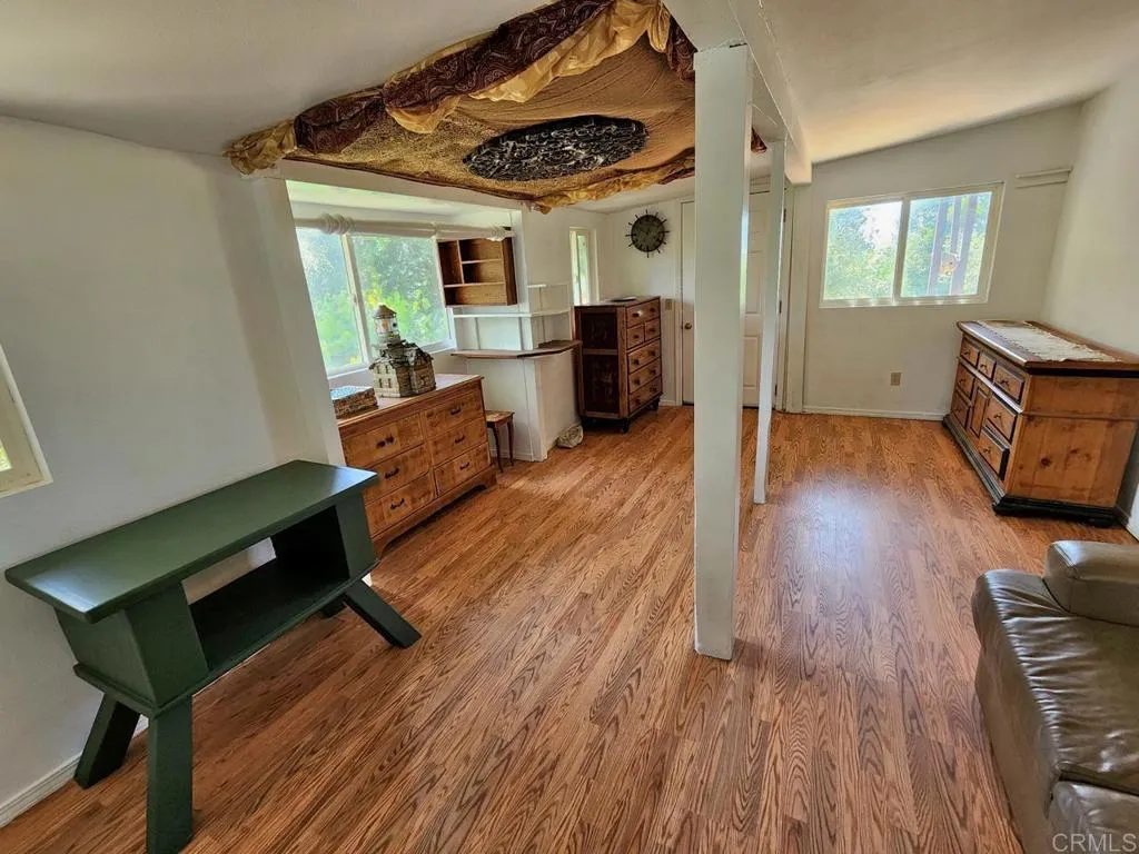 https://cdn.realtyfeed.com/cdn/127/306703790/8d05498918f2464ca1a32caa87cb1e02.webp