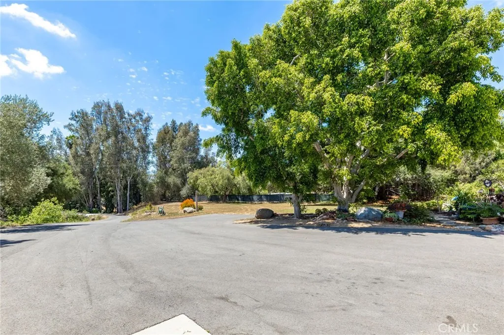 https://cdn.realtyfeed.com/cdn/127/306703792/45cc9bdc66c54d3f5800fee9dd01fddf.webp