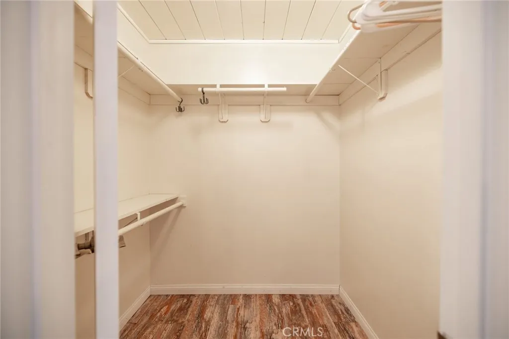 https://cdn.realtyfeed.com/cdn/127/306703792/61b52601c74171423ef3ef4806828fec.webp
