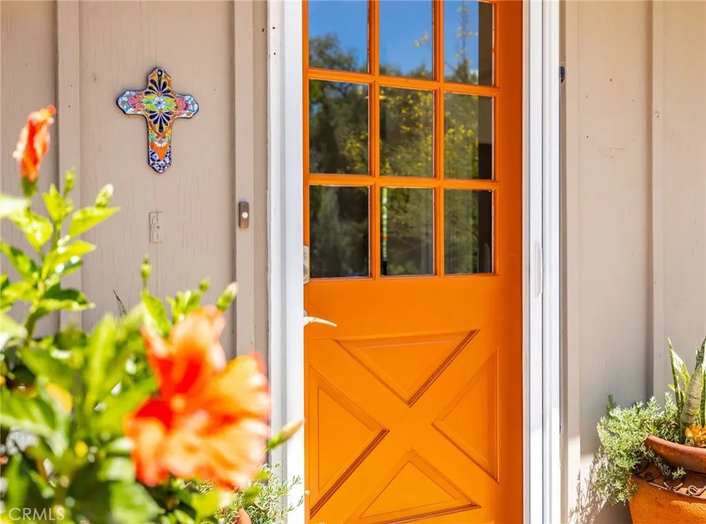 https://cdn.realtyfeed.com/cdn/127/306703792/6e086d9662547198553983a5df895895.webp