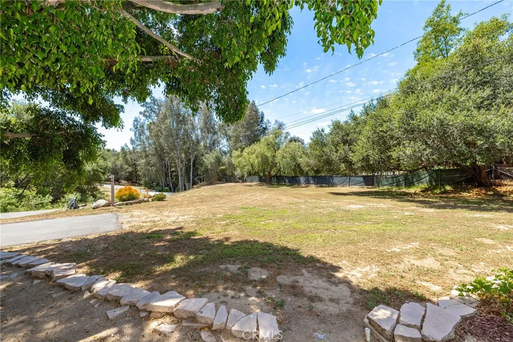 https://cdn.realtyfeed.com/cdn/127/306703792/c0e64a965be0205d86a5d151f9cf44a0.webp
