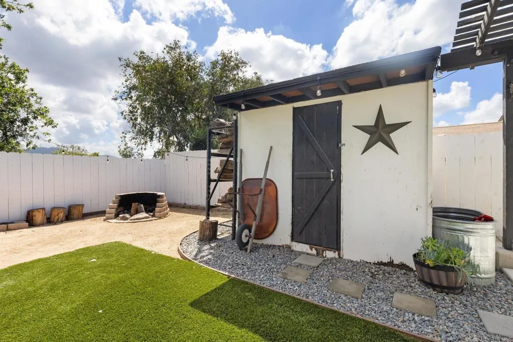 https://cdn.realtyfeed.com/cdn/127/306703838/283c1c3243e3fcf749643a9778b9a057.webp