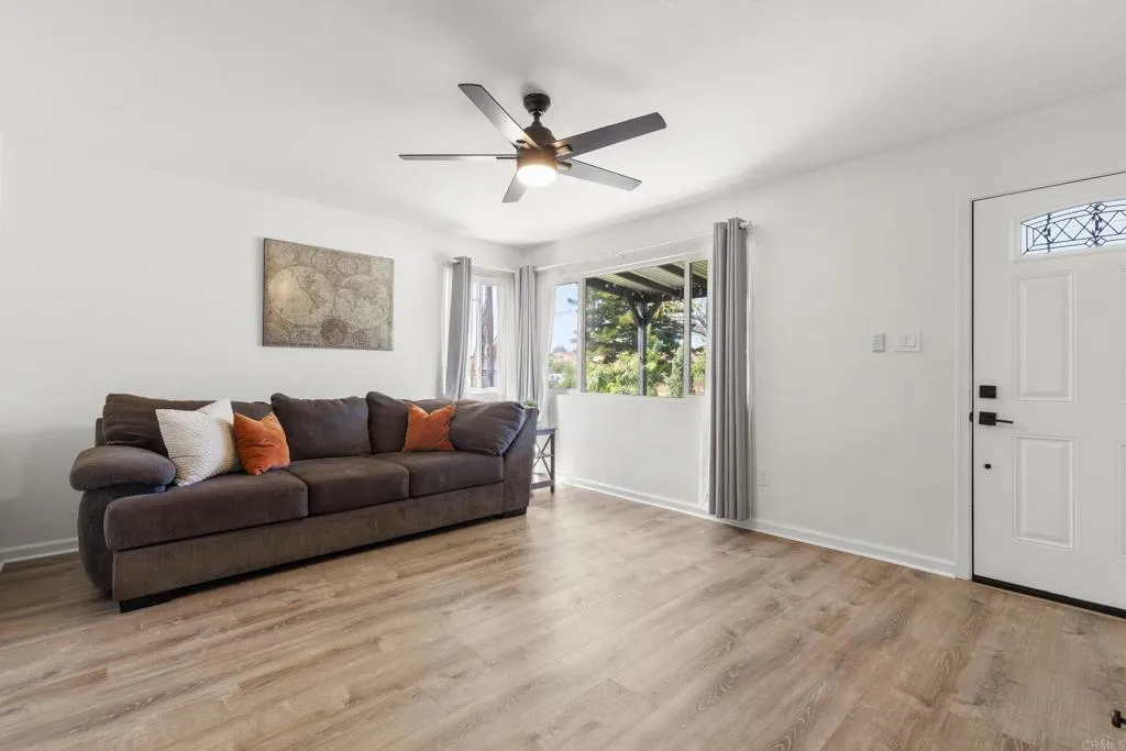 https://cdn.realtyfeed.com/cdn/127/306703838/afee0677bd30a99286a65e02633b346e.webp
