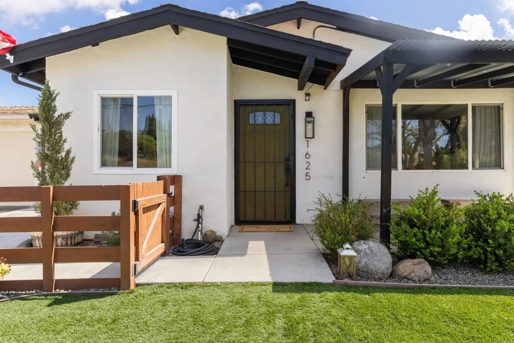 https://cdn.realtyfeed.com/cdn/127/306703838/c8e8129ded73fef38a2dc78f6a776696.webp