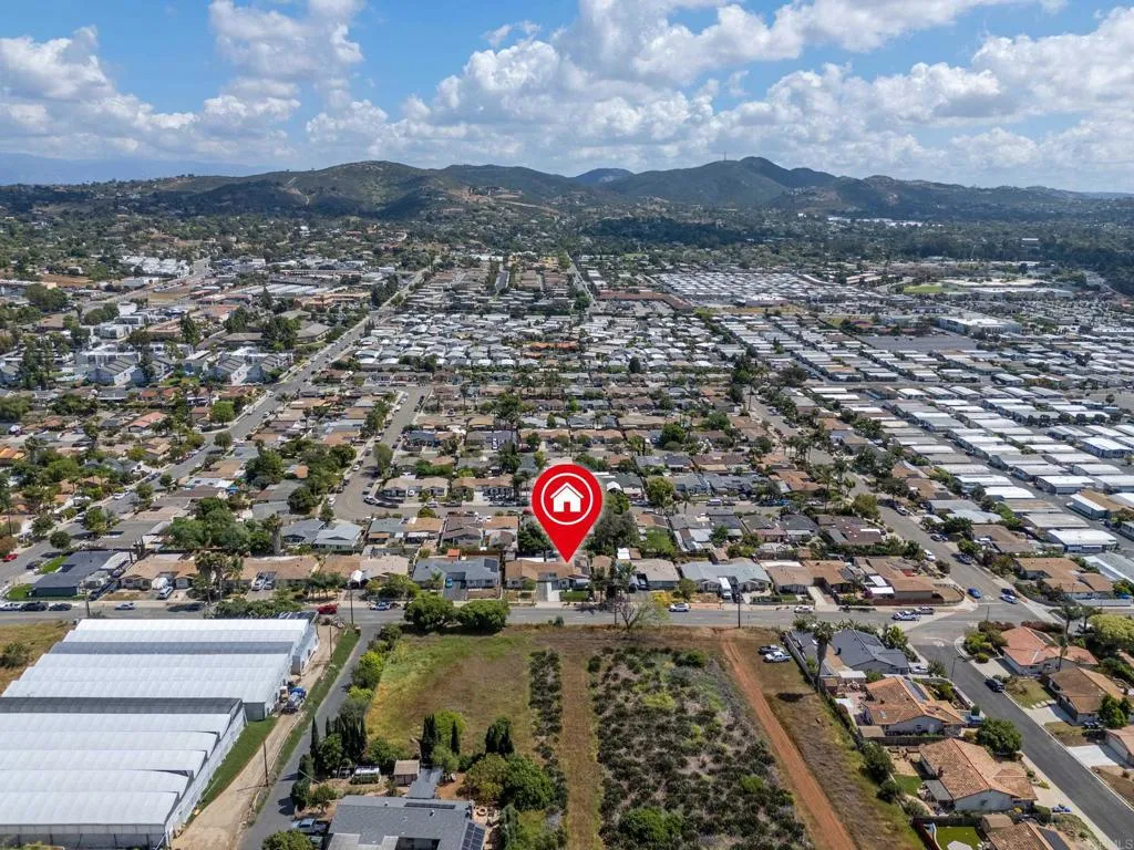 https://cdn.realtyfeed.com/cdn/127/306703838/f0e1ca47f5a22ad391932bd21b5c51c5.webp