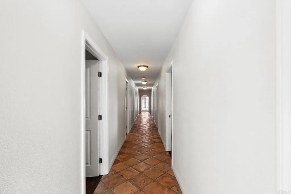 https://cdn.realtyfeed.com/cdn/127/306703857/2f3bab6c6a485dc0e38ae9aad3872250.webp