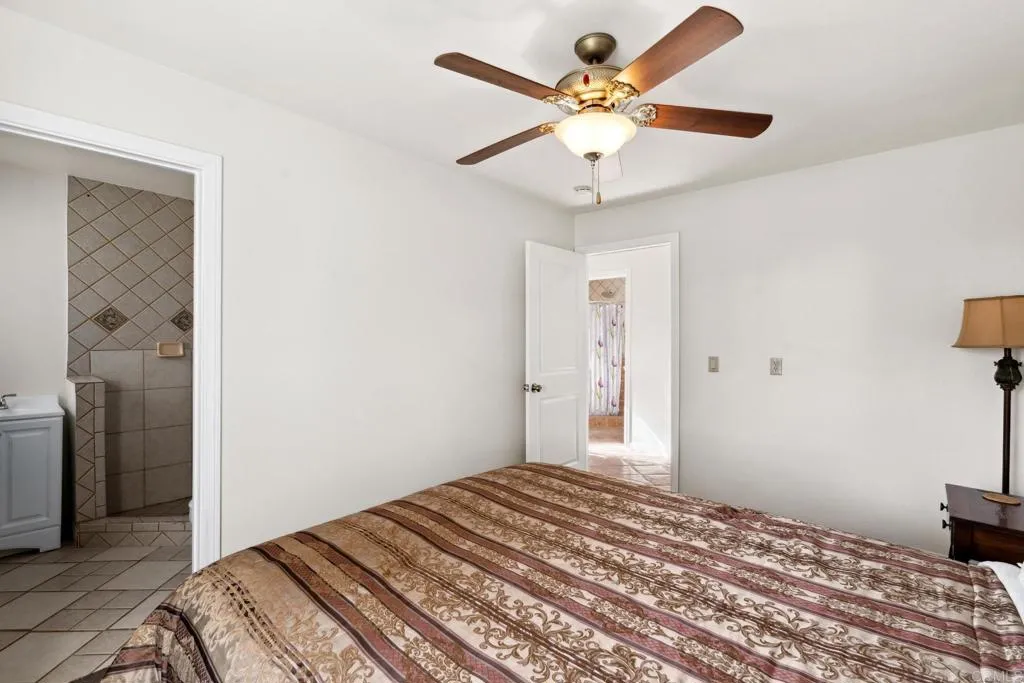 https://cdn.realtyfeed.com/cdn/127/306703857/4b4f49b6acd4ac651ed7bfc54cff0245.webp
