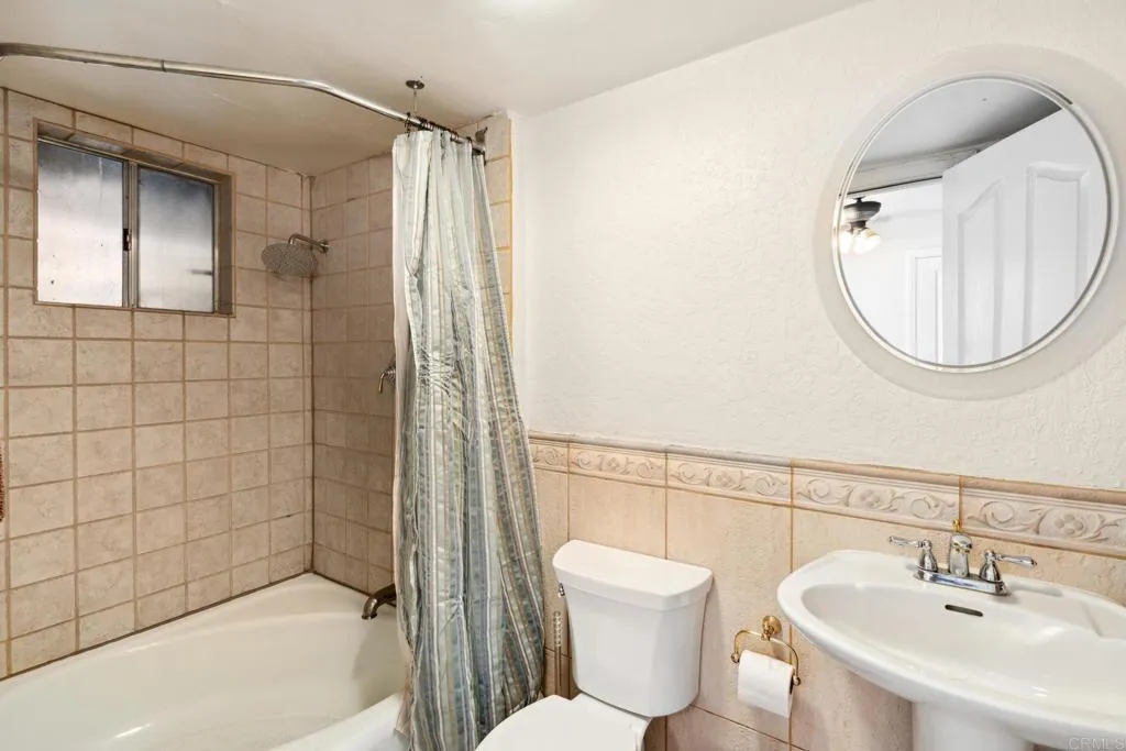 https://cdn.realtyfeed.com/cdn/127/306703857/b0ab6da5b69a8c00c94789e42de8b599.webp
