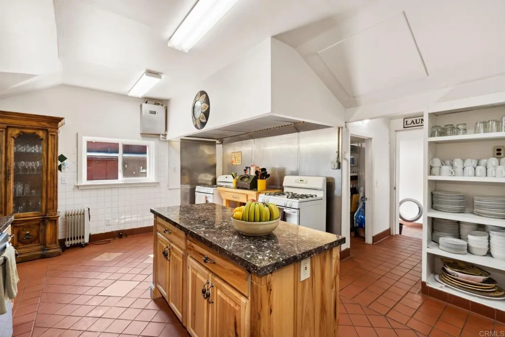 https://cdn.realtyfeed.com/cdn/127/306703857/f0a24fcb21b411f5cd020bc4c13b4843.webp