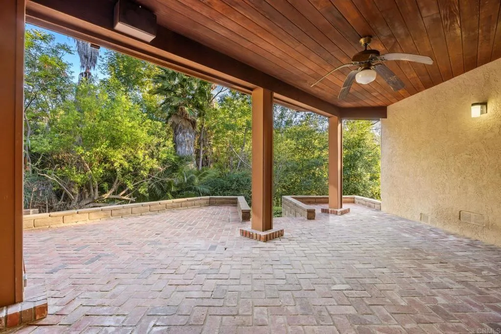 https://cdn.realtyfeed.com/cdn/127/306703873/0ac43ec42484c0424f24e4959b157eea.webp