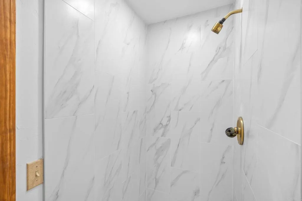 https://cdn.realtyfeed.com/cdn/127/306703873/0eee328b5a75fd578ce719ce70fda6d1.webp