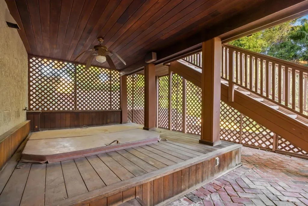 https://cdn.realtyfeed.com/cdn/127/306703873/590f87f3361d7ef0608006fd985ee5cf.webp