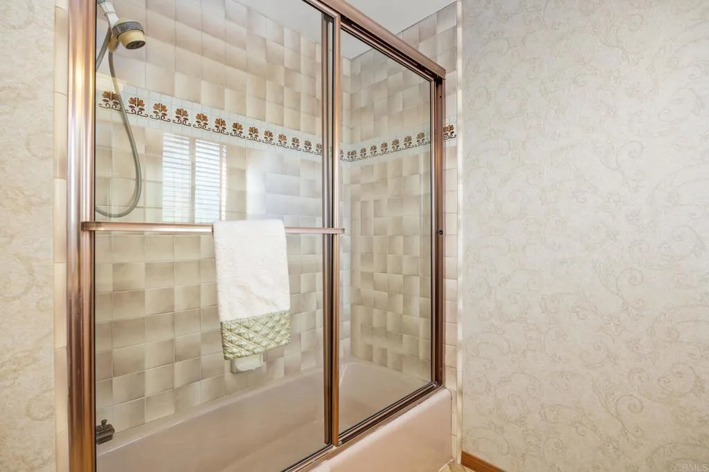 https://cdn.realtyfeed.com/cdn/127/306703873/790d5885386627cf913fdb528766336a.webp