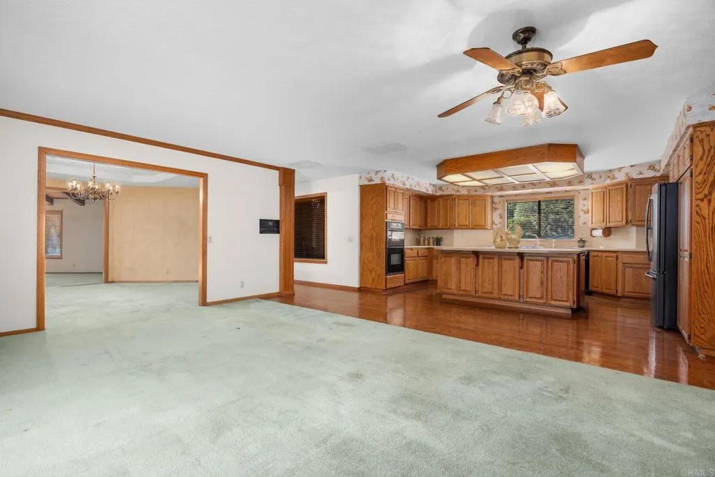 https://cdn.realtyfeed.com/cdn/127/306703873/9320ab7569d35af6cf27dbe07f1f3d0b.webp
