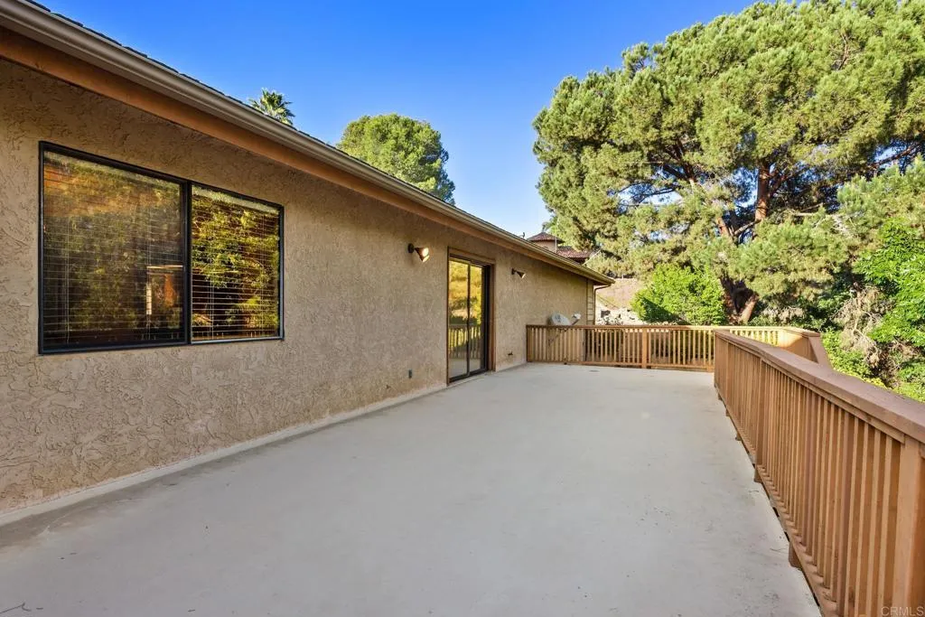 https://cdn.realtyfeed.com/cdn/127/306703873/db5ec8d76de732b09413d7fb89c953ba.webp