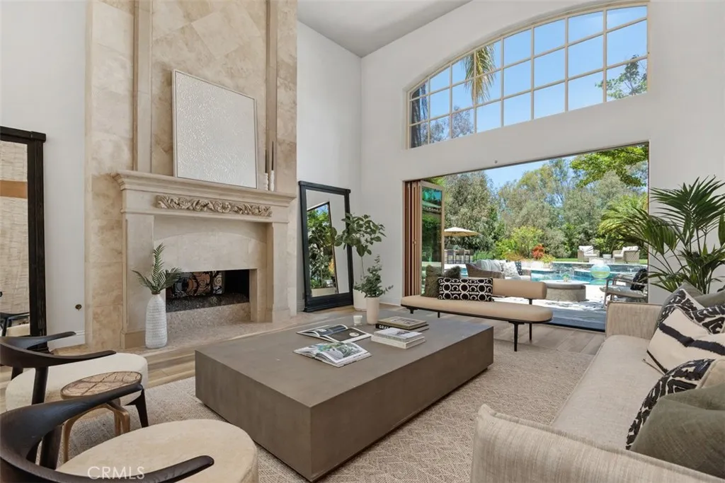 https://cdn.realtyfeed.com/cdn/127/306703895/07ba2ce205fa2f5b004a42f104b3f2ac.webp