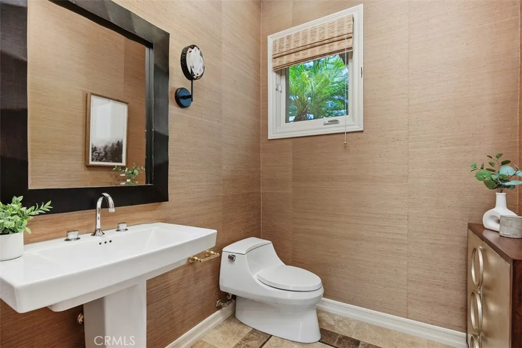 https://cdn.realtyfeed.com/cdn/127/306703895/11f3e7ac1121ea1c69b4216e986a5885.webp