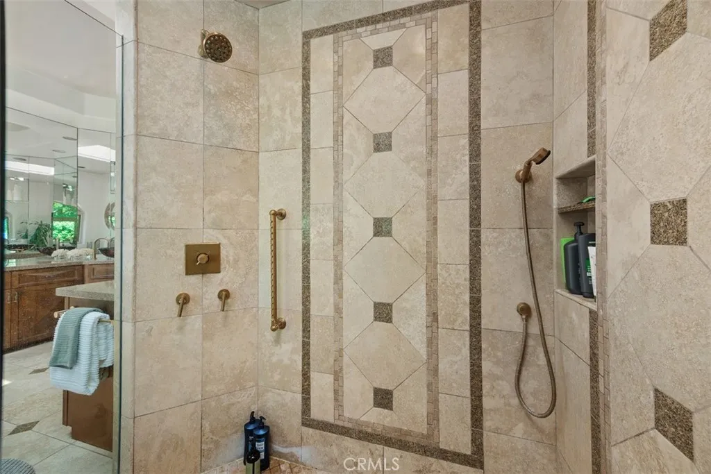 https://cdn.realtyfeed.com/cdn/127/306703895/1c9050ca75f53818bc27766052ea8227.webp