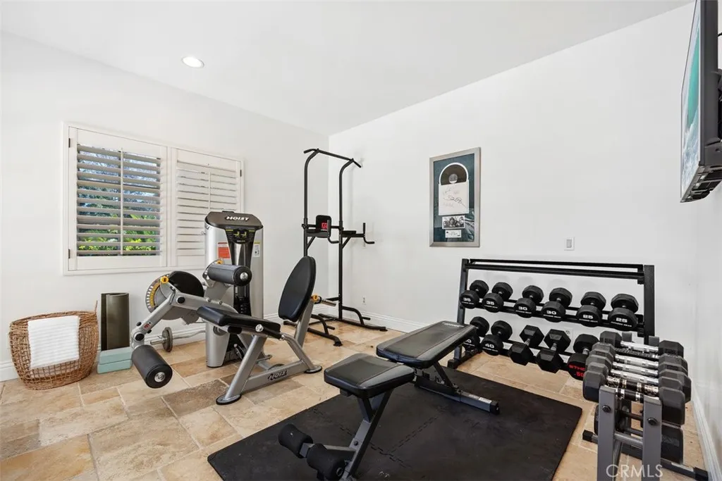 https://cdn.realtyfeed.com/cdn/127/306703895/23a78067b64856e6d512389b8630cd1b.webp