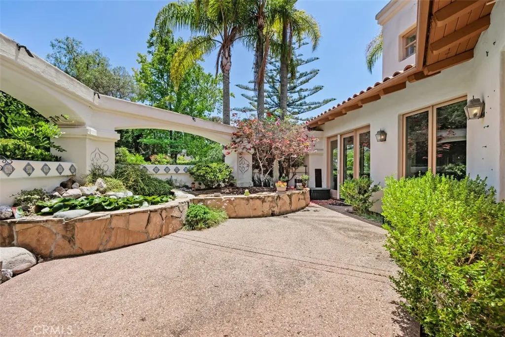https://cdn.realtyfeed.com/cdn/127/306703895/59e2436db566e48e066627d24d025cbd.webp