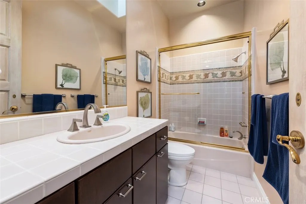 https://cdn.realtyfeed.com/cdn/127/306703895/802e3f1aeb0587fa6405546b1ef7968e.webp