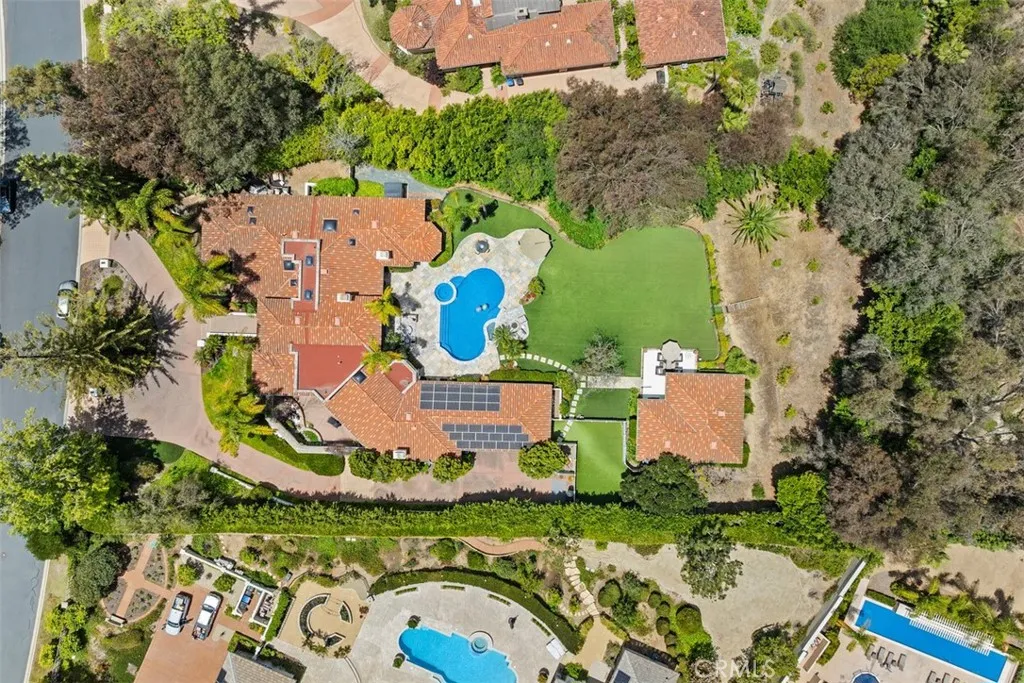 https://cdn.realtyfeed.com/cdn/127/306703895/87edb13a53437ff8e53df343ea3cabbd.webp
