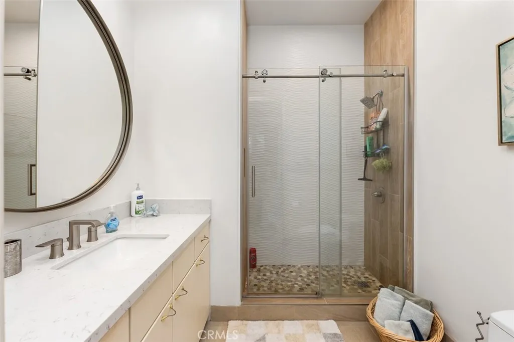 https://cdn.realtyfeed.com/cdn/127/306703895/a9db4a71e556aa8acfcb2b42983f6629.webp