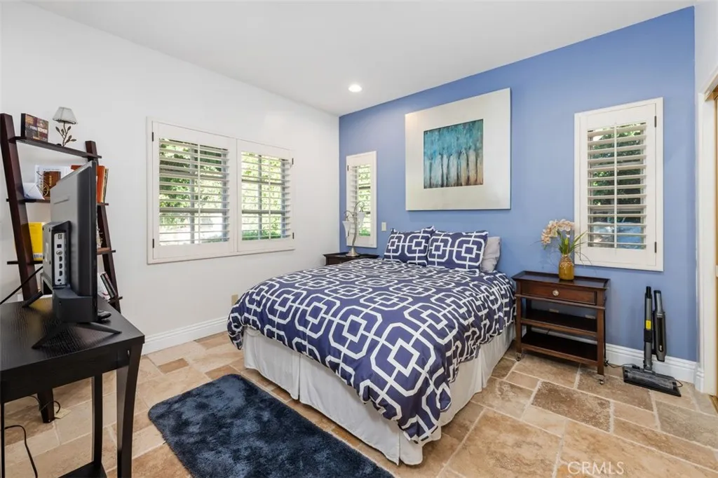 https://cdn.realtyfeed.com/cdn/127/306703895/be2f8a686780f7c5396310d4d8f56c60.webp