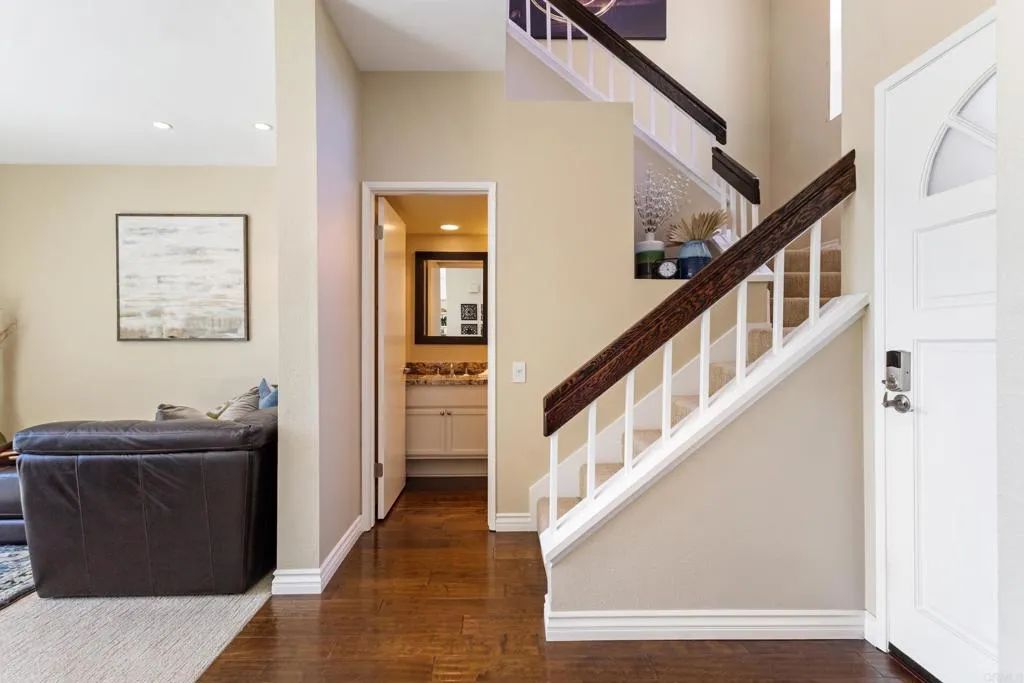 https://cdn.realtyfeed.com/cdn/127/306703916/90b0fbf84806ad2e2a14006193bd03a4.webp