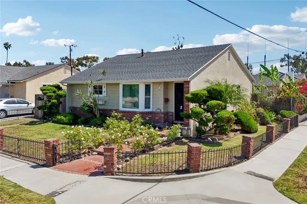 Lawndale, CA 90260