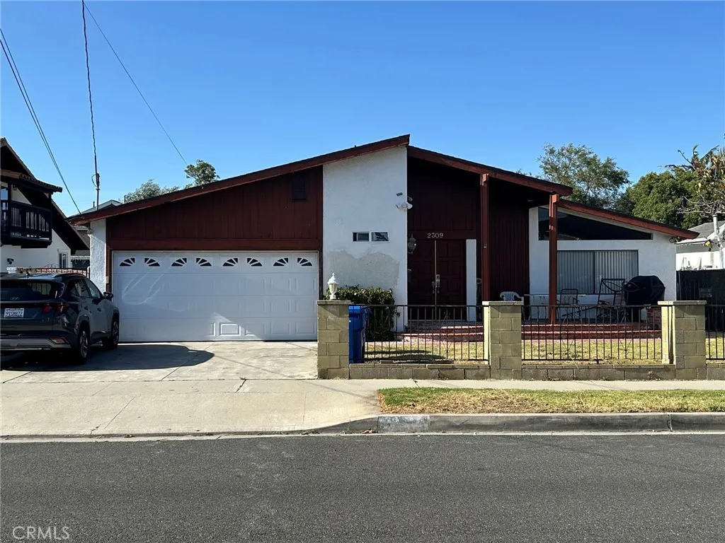 Lomita, CA 90717