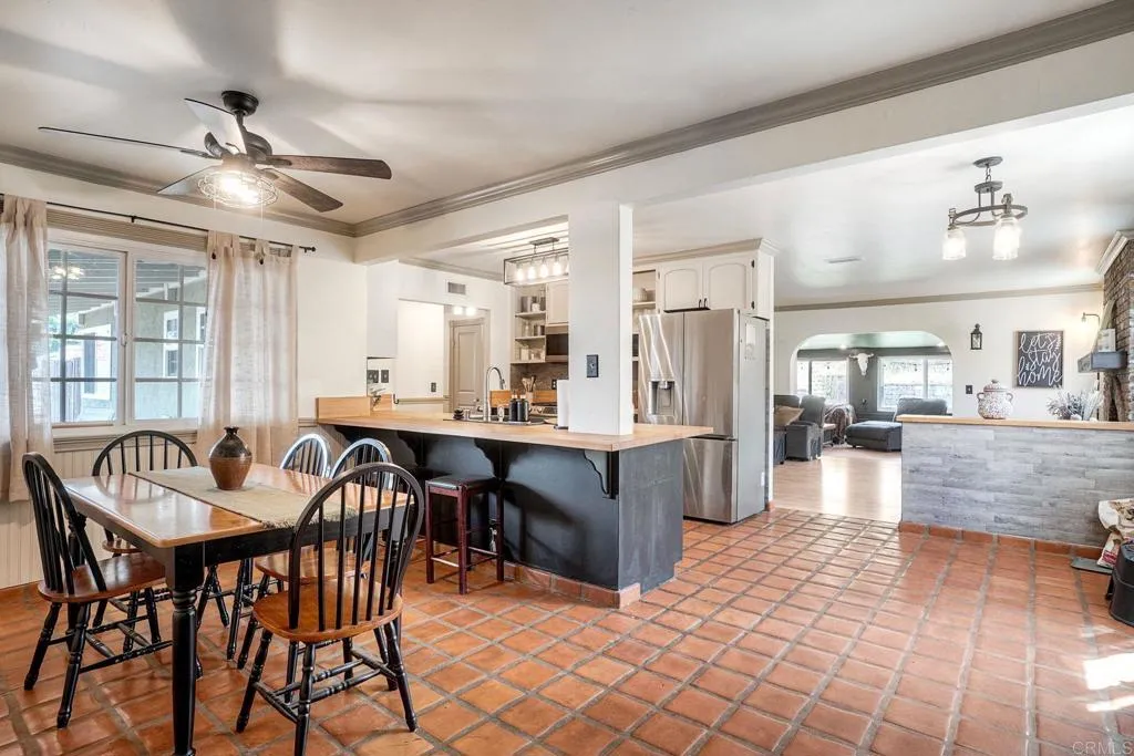 13833 Los Coches Road, El Cajon, CA, 92021