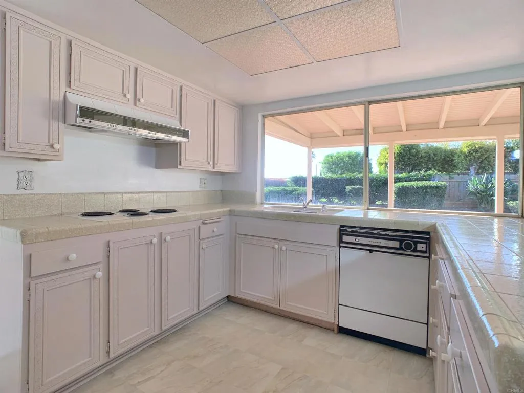 https://cdn.realtyfeed.com/cdn/127/306704063/02a33fd95d50bc4ffa62bc63e45a8d83.webp