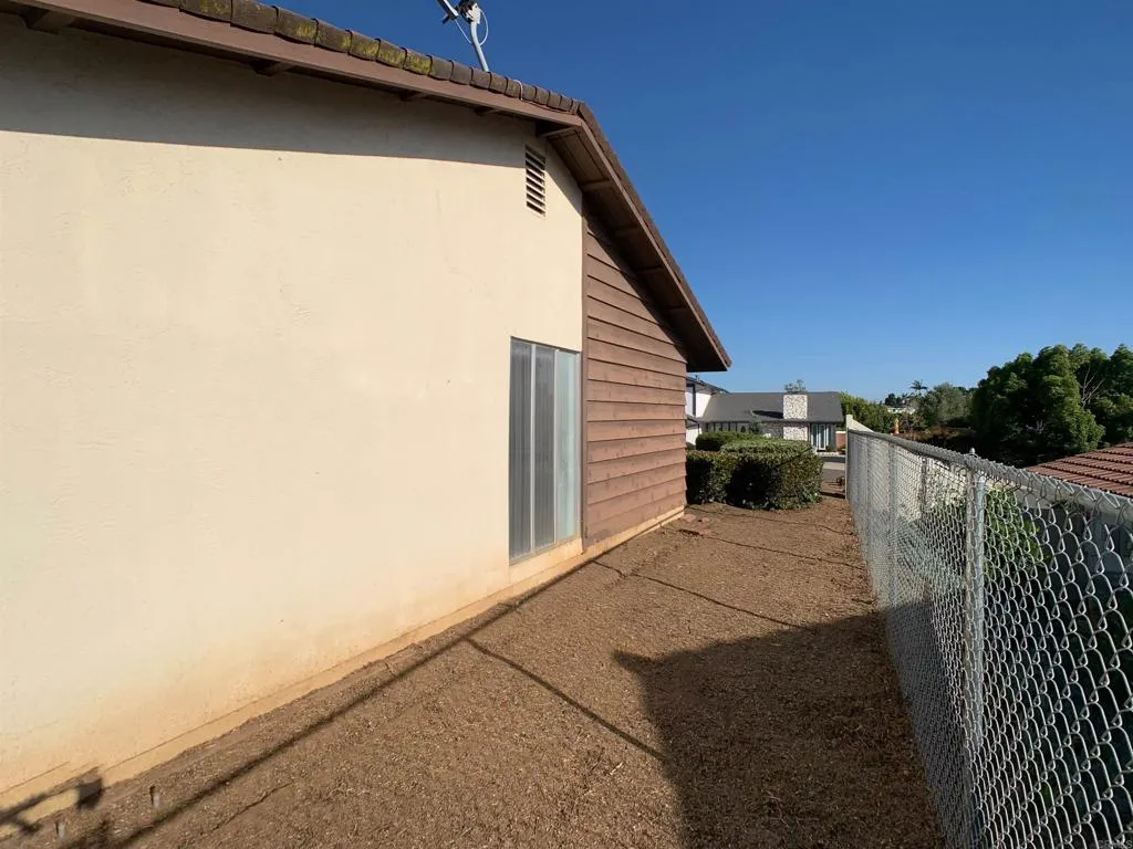 https://cdn.realtyfeed.com/cdn/127/306704063/0cb18a93a0697dd725a39eec52e75082.webp