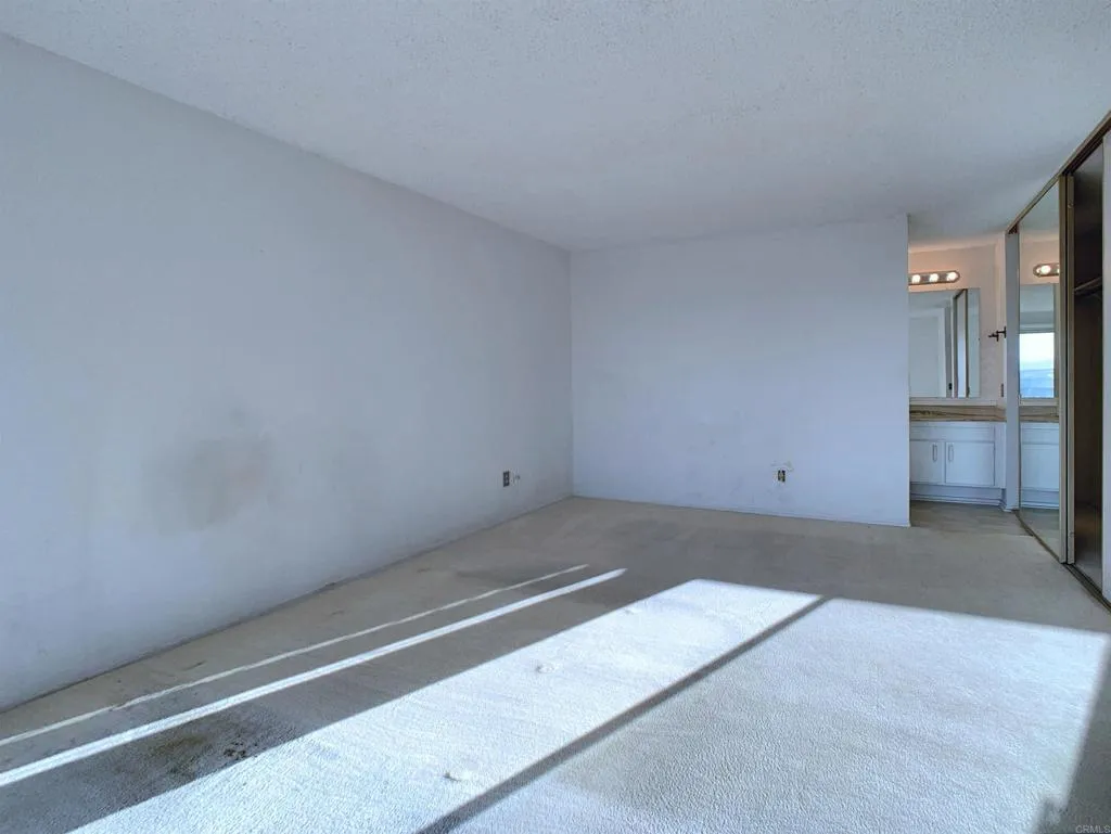 https://cdn.realtyfeed.com/cdn/127/306704063/f7a56592f16af1f47031d13d5a209187.webp