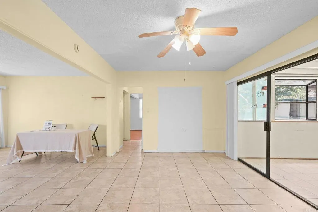 https://cdn.realtyfeed.com/cdn/127/306704070/1ece731347762523a4dceb39a26b5db3.webp