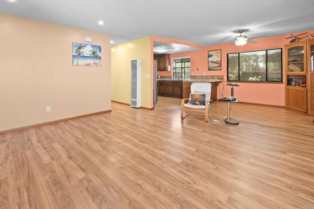 https://cdn.realtyfeed.com/cdn/127/306704070/2d51b98b2f74194024777da8c2fcbc2b.webp