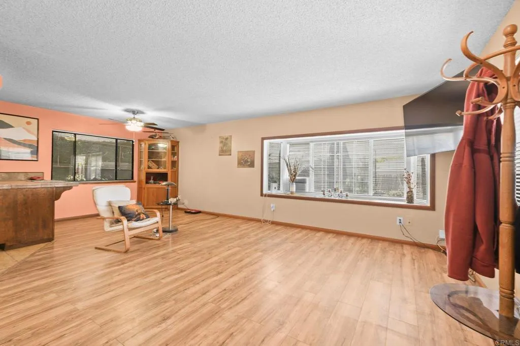 https://cdn.realtyfeed.com/cdn/127/306704070/7726083128829421e64e4bb06635c4f2.webp