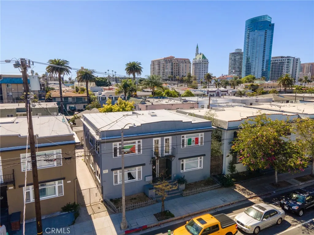 2057-59 Felspar, San Diego, CA, 92109