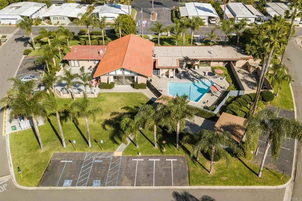 https://cdn.realtyfeed.com/cdn/127/306704107/0886725317f742975037eae7488981cf.webp