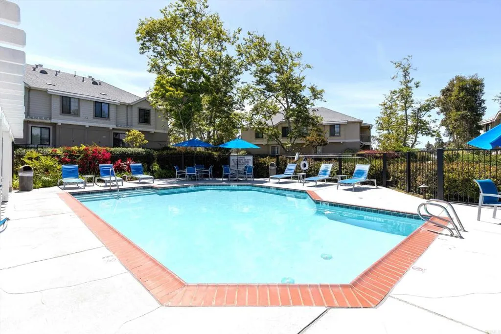 https://cdn.realtyfeed.com/cdn/127/306704111/857fef7446334d1affa5288e50debadc.webp