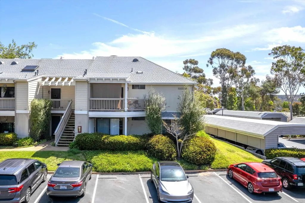https://cdn.realtyfeed.com/cdn/127/306704111/b2a678ce7f5626122e7a3434ffb51b47.webp