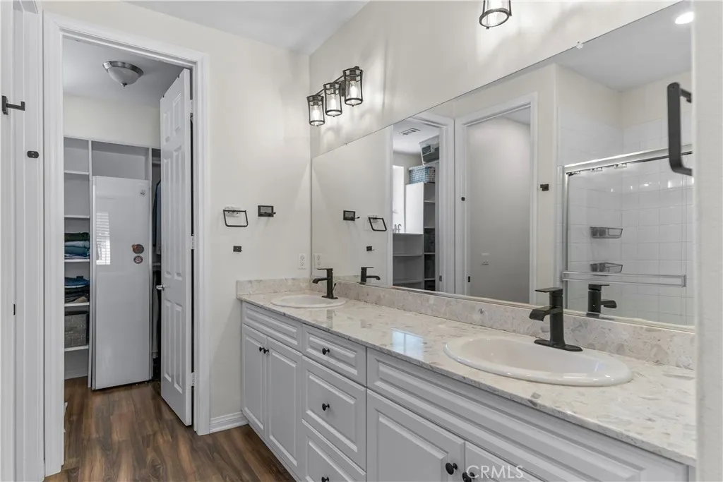 135 Neptune, Irvine, CA, 92618