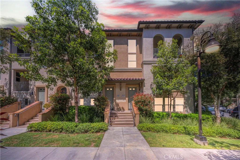 135 Neptune, Irvine, CA, 92618