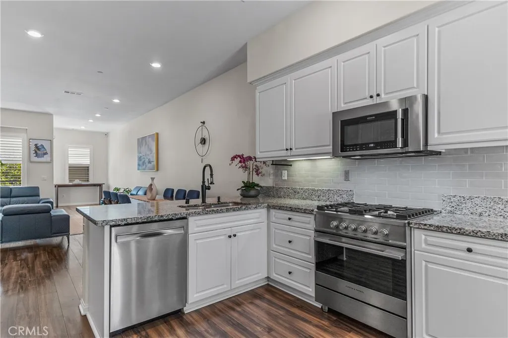 135 Neptune, Irvine, CA, 92618