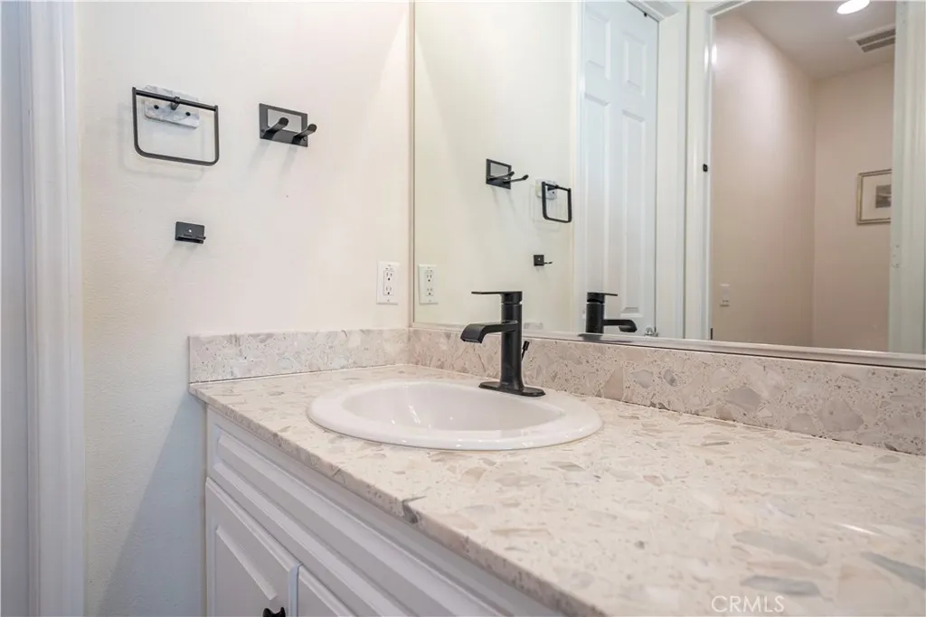 135 Neptune, Irvine, CA, 92618