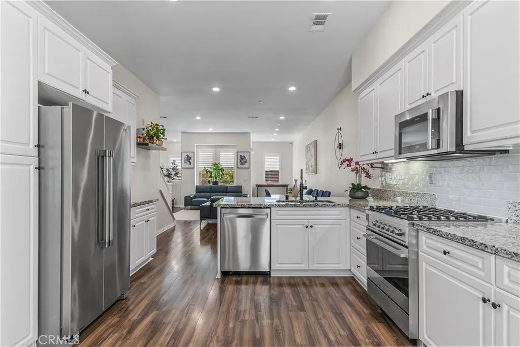 135 Neptune, Irvine, CA, 92618