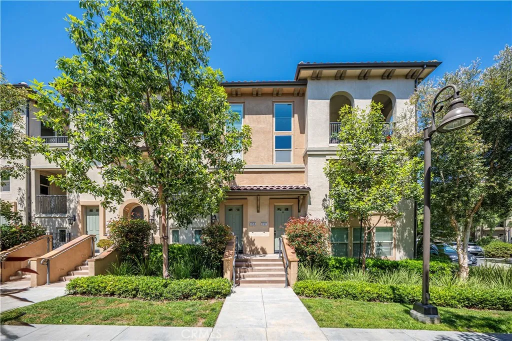 135 Neptune, Irvine, CA, 92618