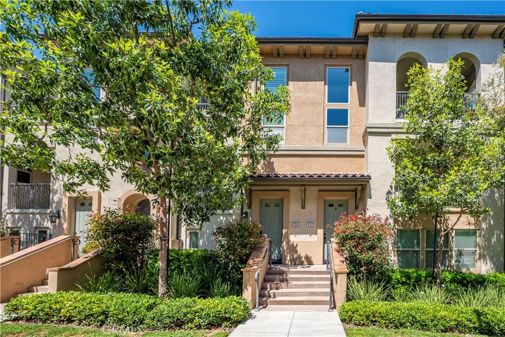 135 Neptune, Irvine, CA, 92618